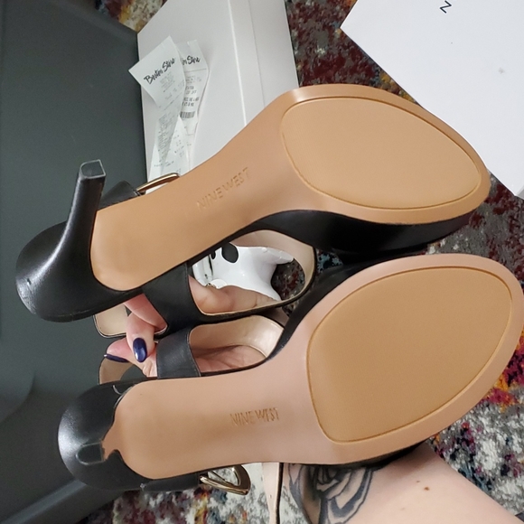 Nine west heels - Picture 3 of 5